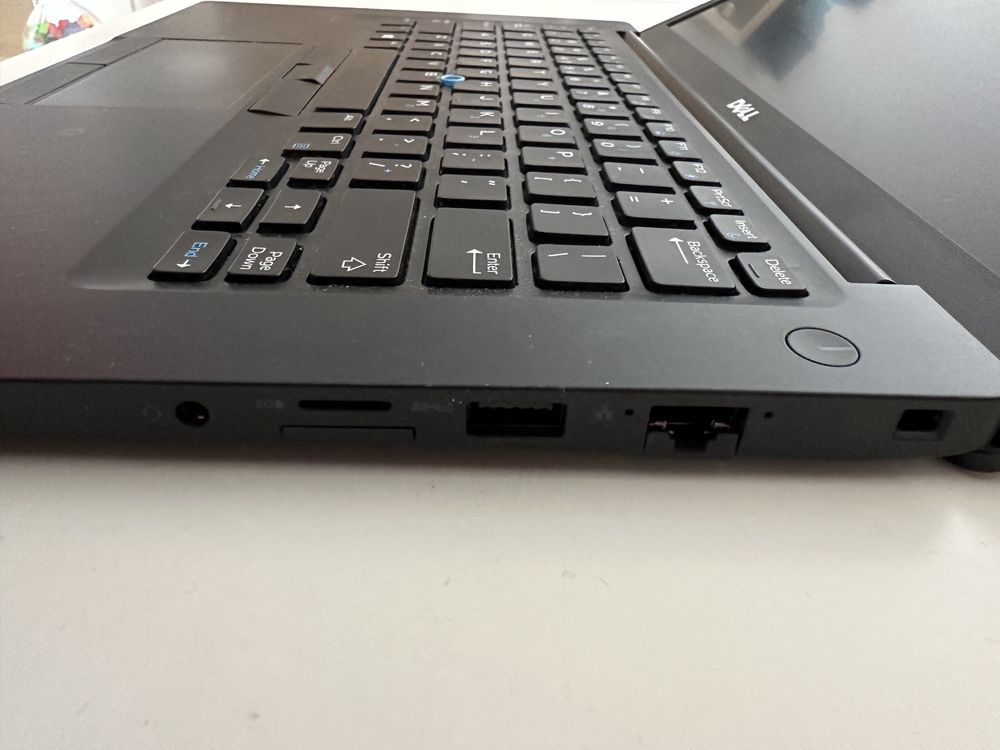 Vând Laptop ultrabook Dell Latitude 7480