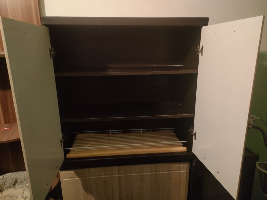 Продается шкафы кухонные шкафы
