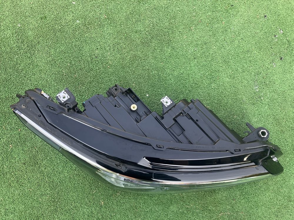 Фар LED  VW Golf 8 Голф 8 десен Лед
