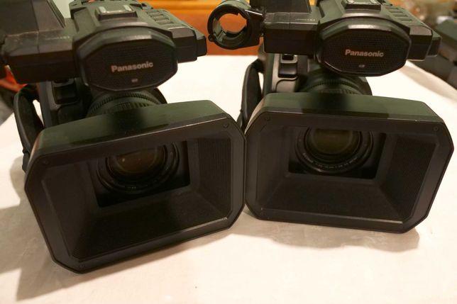 Camera video profesionala Panasonic UX90