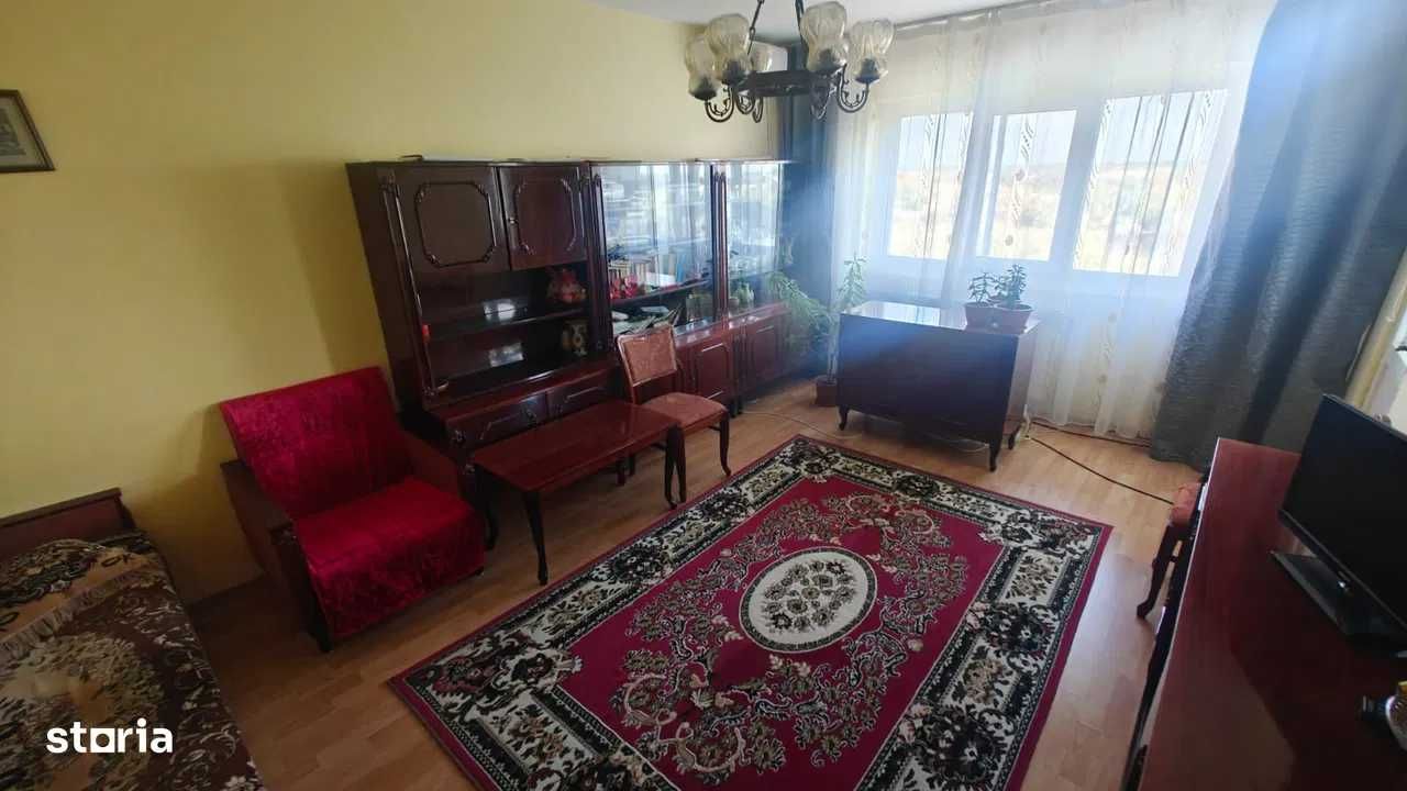 Apartament de 3 camere cu vedere spre parcul Tineretului