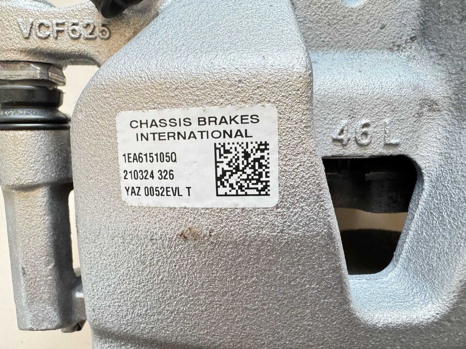 Set Etrieri VOLKSWAGEN ID.4 stanga/dreapta 2021 - 2023