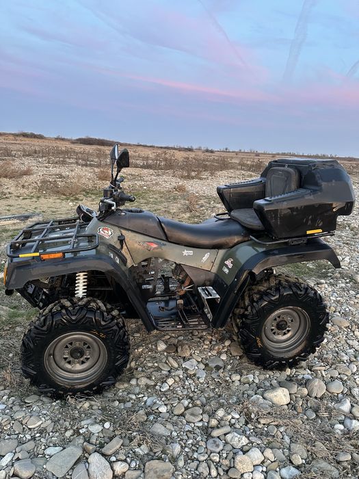 Atv arctic cat 300 2X4