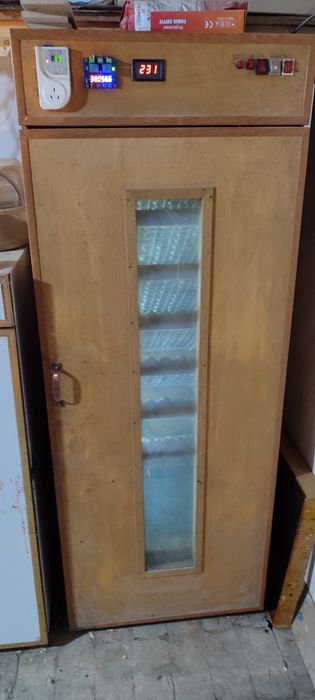 INKUBATOR sotiladi 616 ta tovuq tuxum