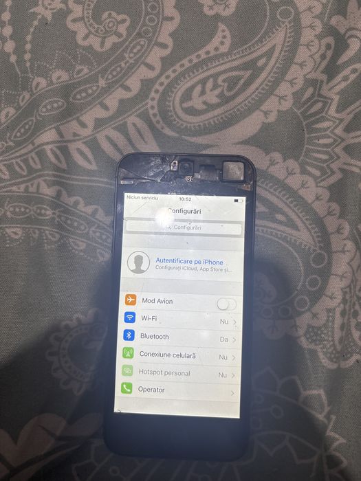 Vand iphone 5 cu ecran spart