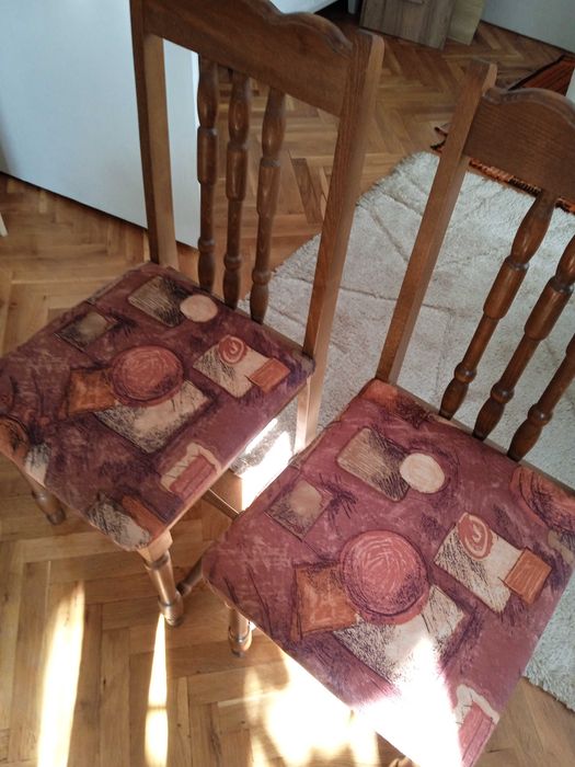 2 стола за трапезария