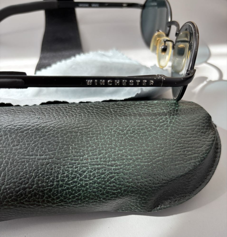 Ochelari de soare retro/vintage Winchester