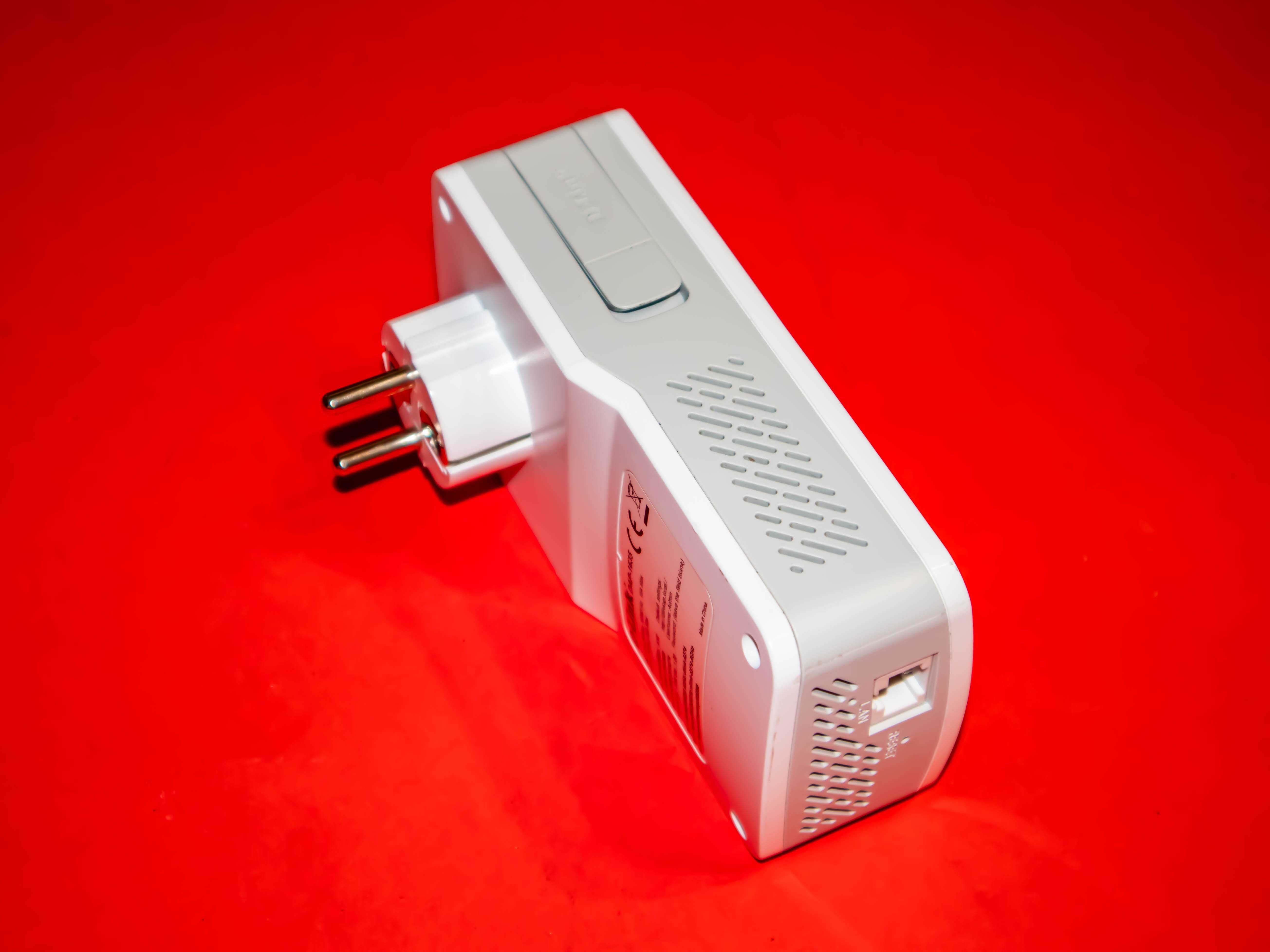 D-LINK DAP-1635 5G Wi-Fi усилвател екстендър AC1200 Dual Band MU-MIMO