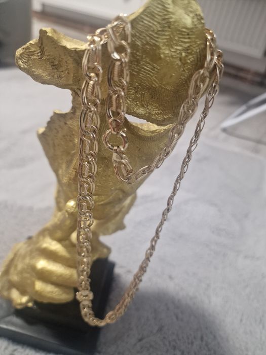 Se vinde  set Lanț +Brațară