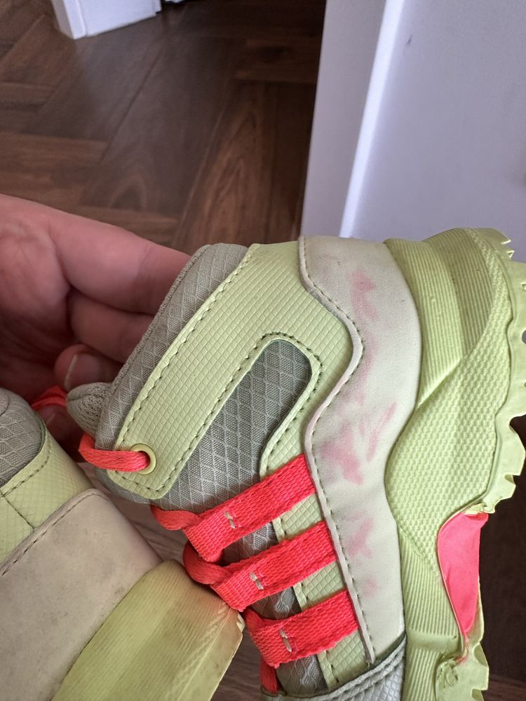 Adidasi inalti tip ghetuta Terrex Adidas