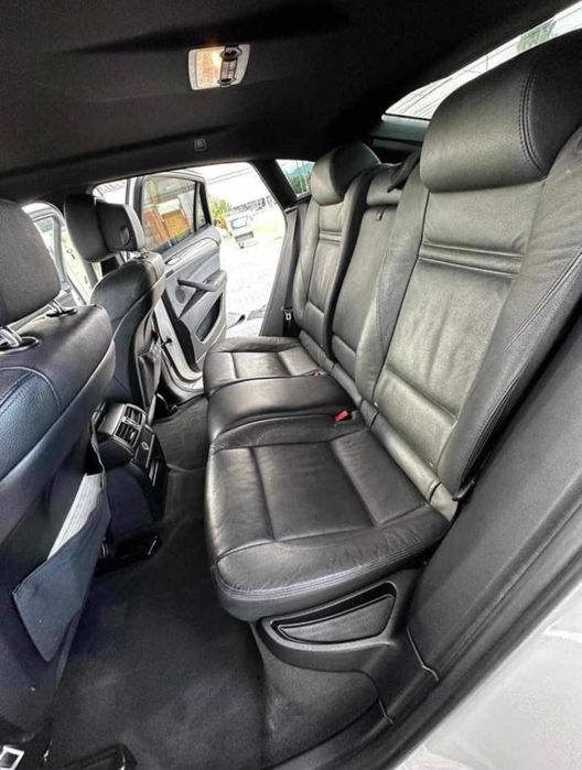 BMW X6 3.0X-Drive E5 245CP 8Trepte Camere360* Schimb cu Vito T5 Amarok