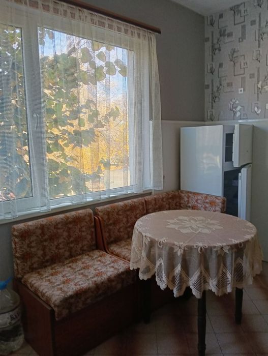 Тристаен апартамент в Добруджански квартал Шумен