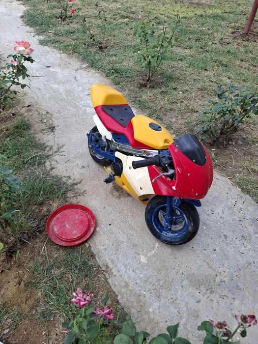 Vând atv și poket bike