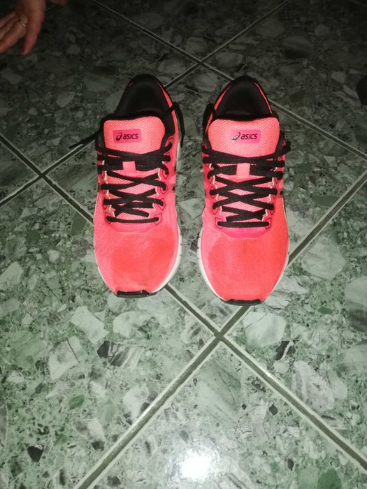 Asics оригинални маратонки