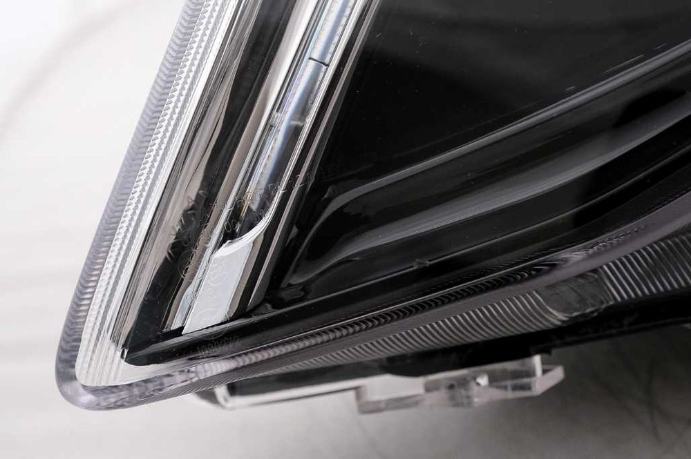 Faruri LED compatibil cu Mercedes V-Class W447 Vito (2014-2017) Negru