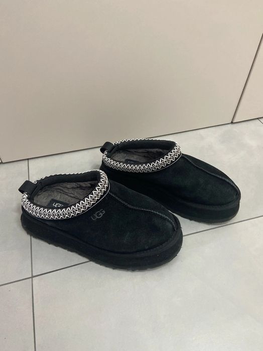 Ugg tazz 39 in stare foarte buna