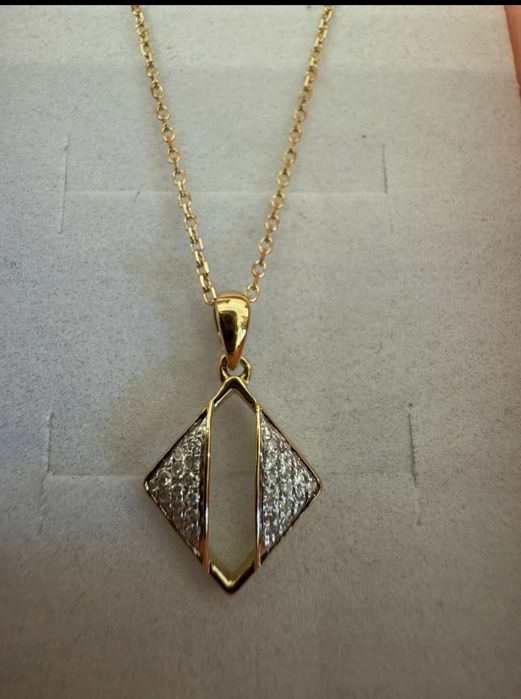 Colier aur cu diamante naturale!