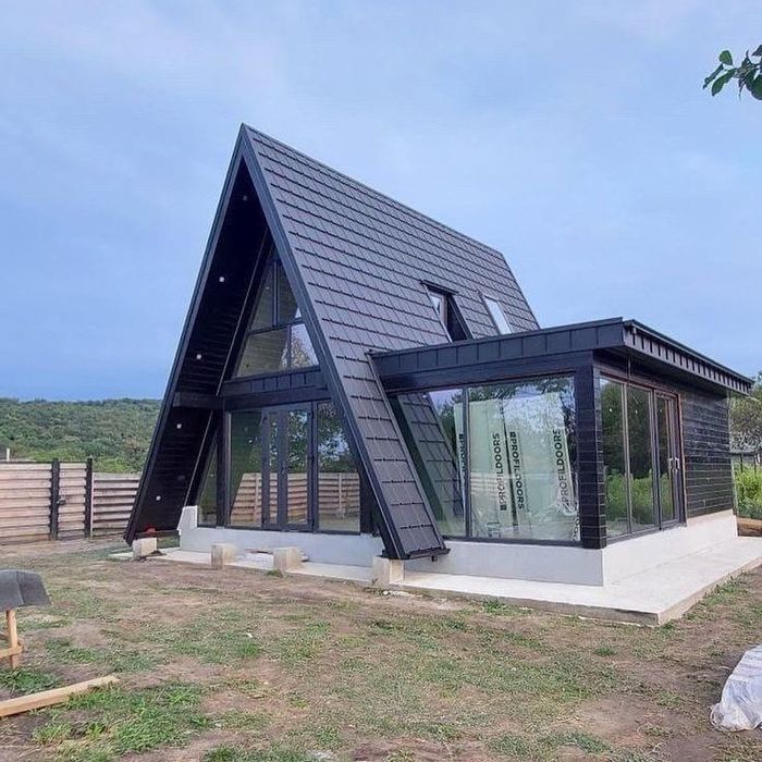 Facem cabane tip A frame