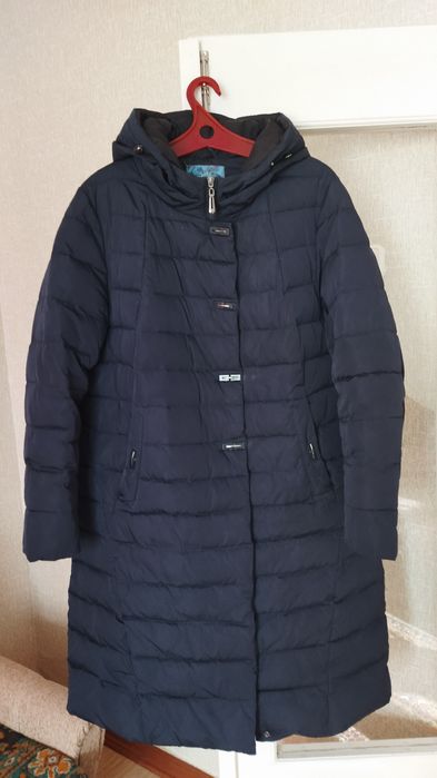 Пальто, куртка зимняя женская р.54