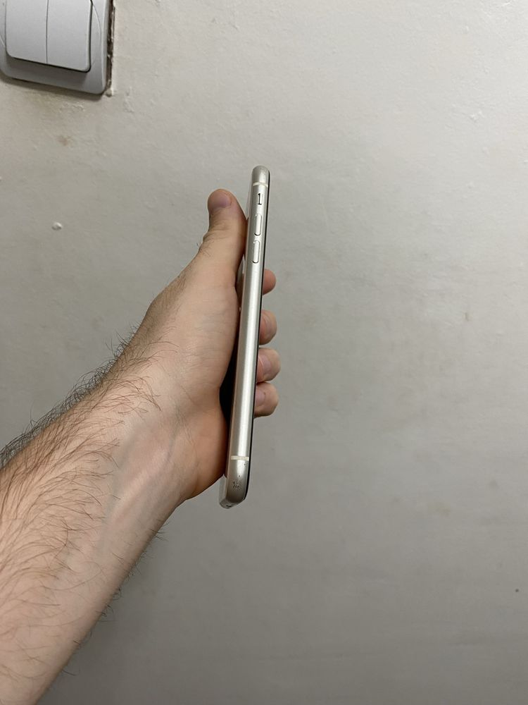 Vand iphone 11 fullbox