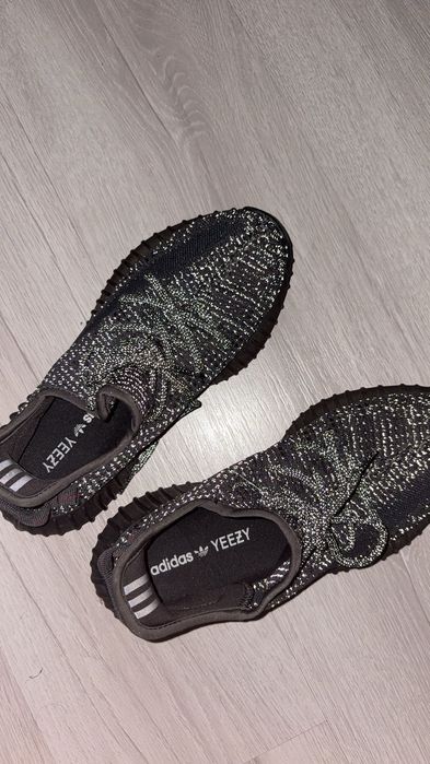 Adidas Yeezy Boost 350
