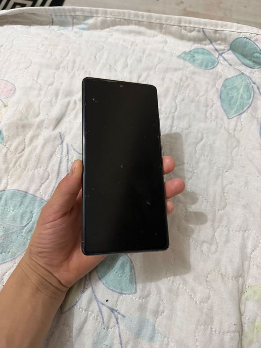 Продам Телефон Самсунг S 10