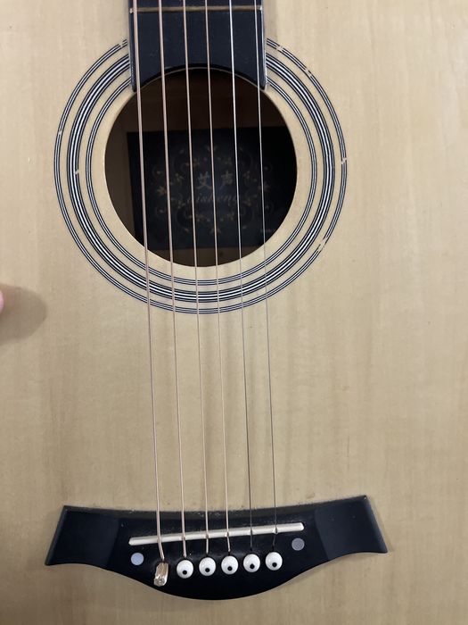 Гитара сатылады