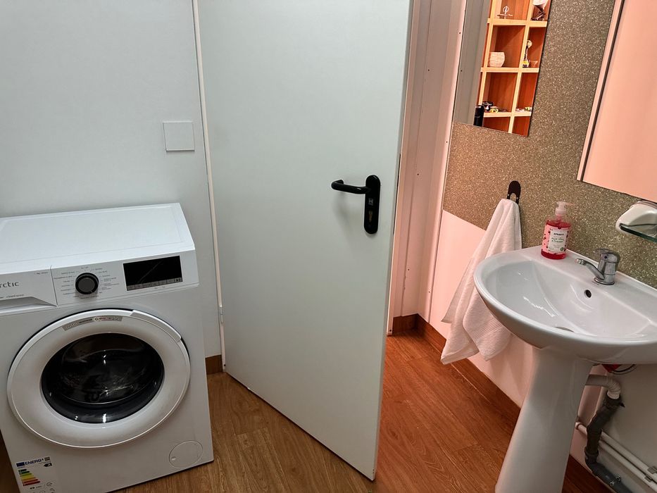 Cazare muncitori /45 ron persoana / chirie medias