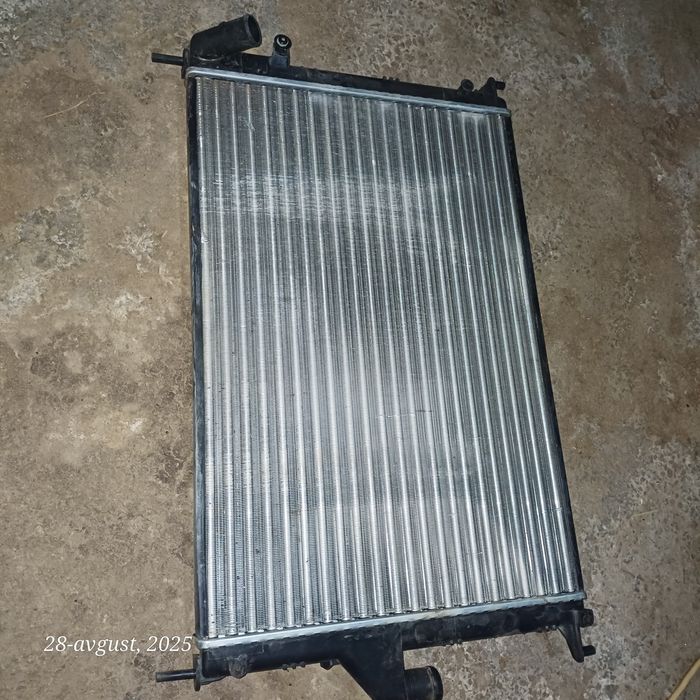 Largus Reno 16 klipanni radiotori Rassiyadan galgan toza narsa