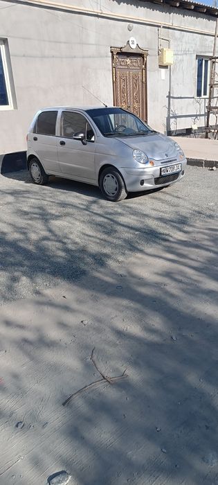 Matiz avtomobili sotiladi