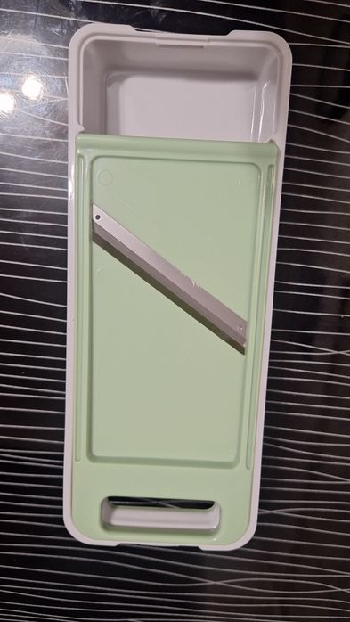 Răzătoare multifuncţională