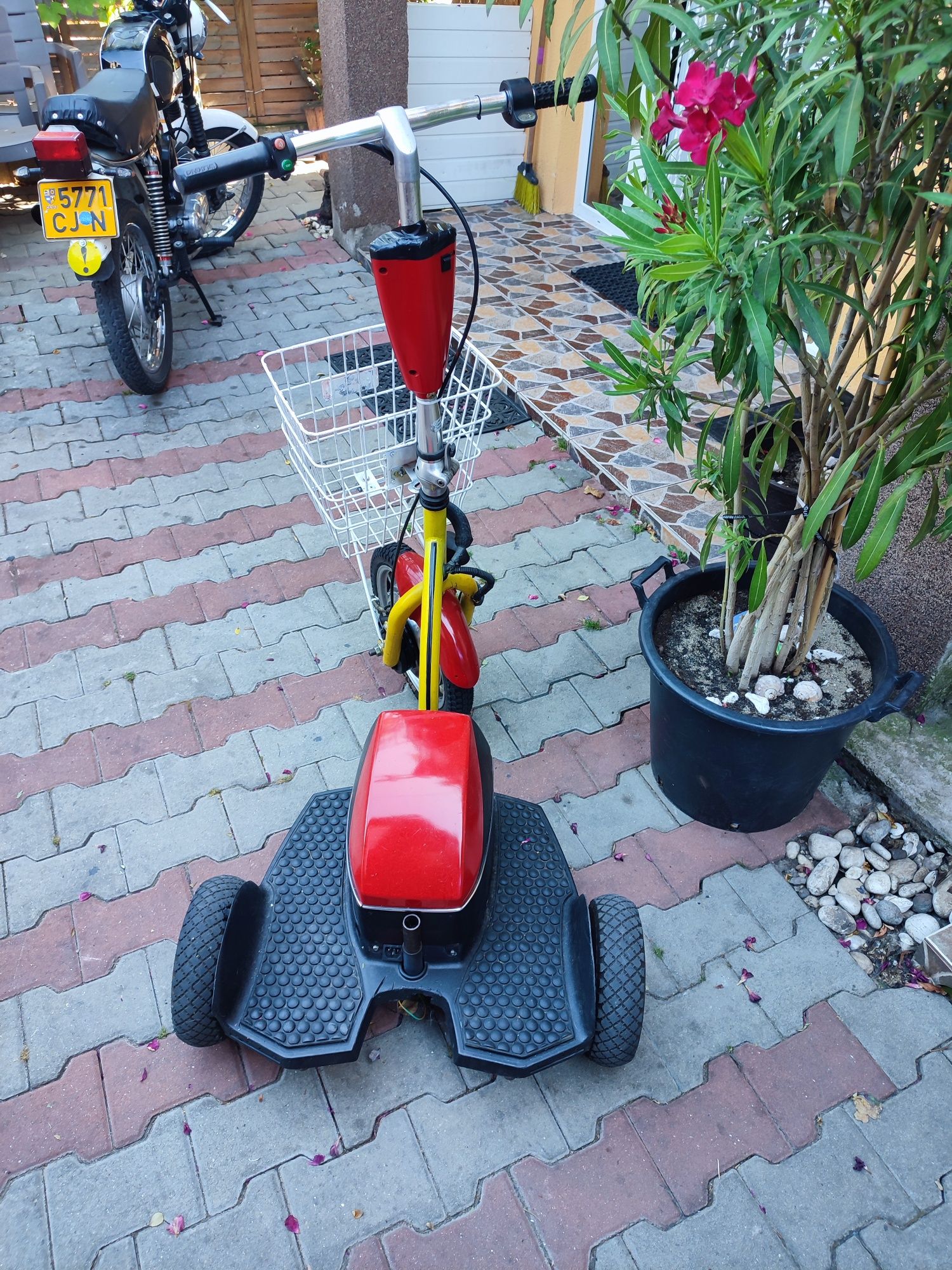 Vand tricicleta electrica