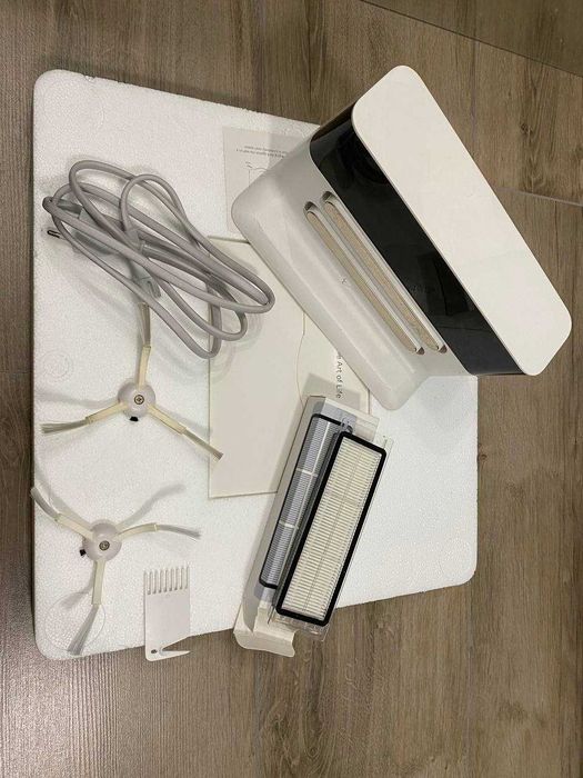 Робот-прахосмукачка Xiaomi Mi Robot Vacuum EU