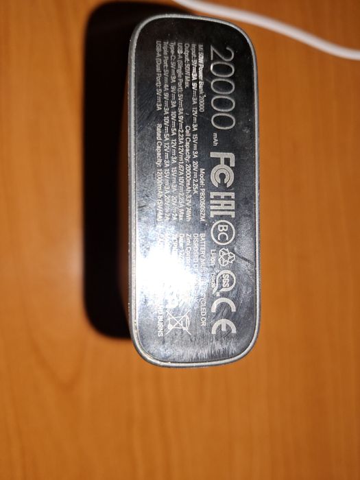 Повербанк xiaomi 2000 mАч