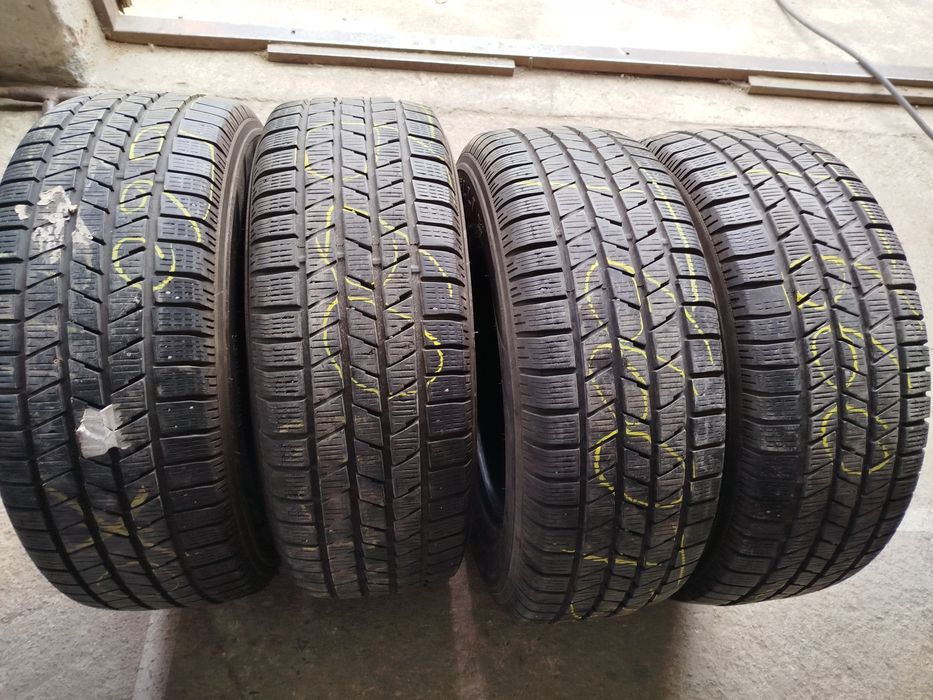 Anvelope 235/65/17 Pirelli