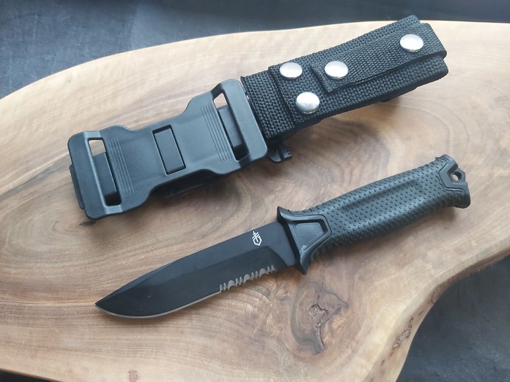 Тактически нож GERBER Strongarm Fixed Blade