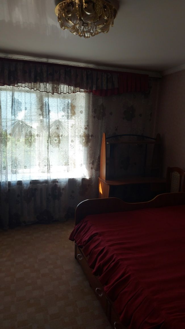 Сдам 2х комнатную,благоустроенную квартиру.
