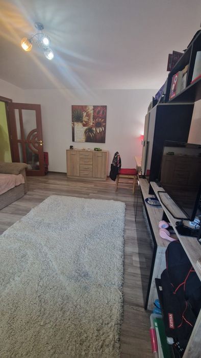 Apartament 2 camere, intrare Racadau Penny.