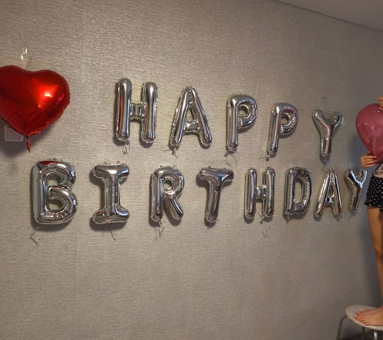 Отдам готовую надпись сразу готовые шары надуты