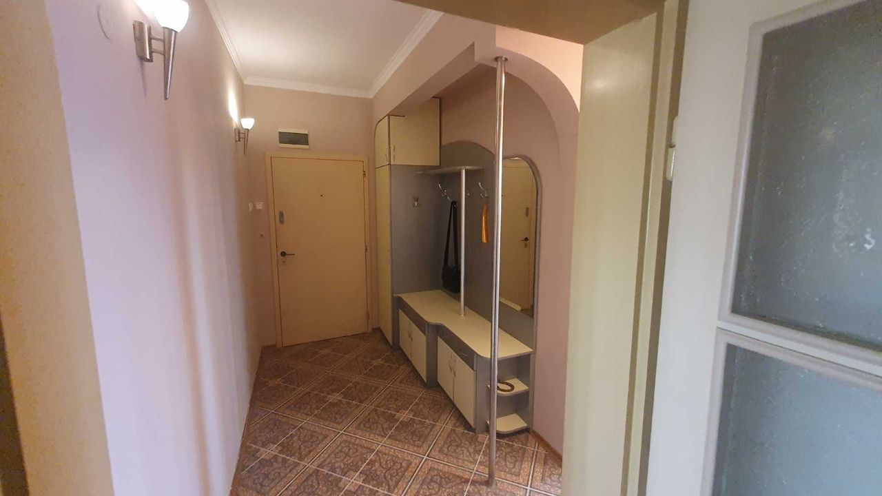 Дава се под наем Тристаен апартамент в София, Сердика - 85 кв.м за 612 € - Снимка #18