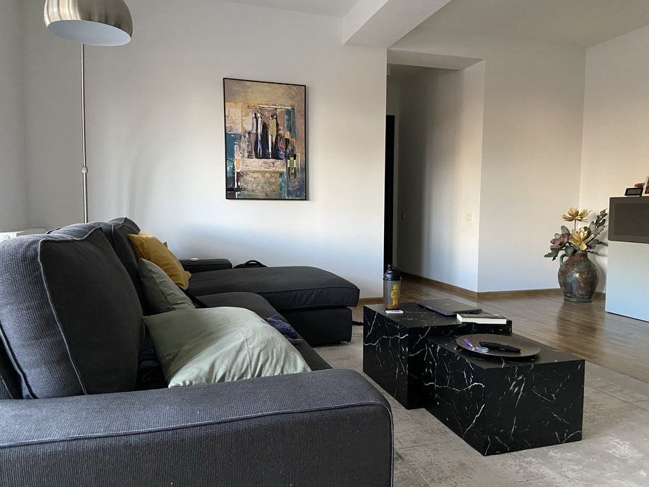 Apart. 2 cam mobilat-utilat+loc parcare subteran+terasa