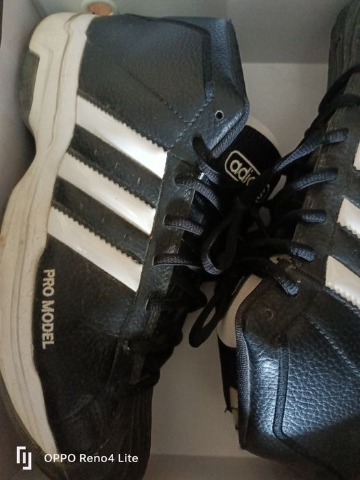 Мужские кроссовки