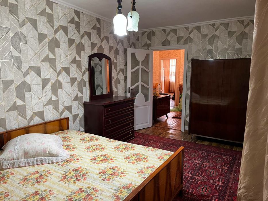 Уй сотилади. 3/1/2. Олмазор тумани. Вузгородок.