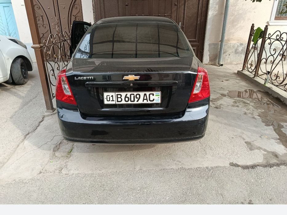 Продаю свои автомобиль жентра