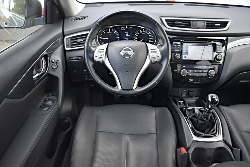 Nissan X Trail-2014-Trapa-4x4-Navigatie-7 LOCURI-1.6 Diesel-131cp