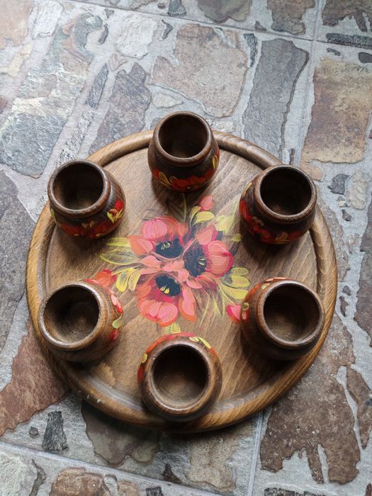 Set decorativ vechi din lemn pictat manual – rustic/tradițional – unic