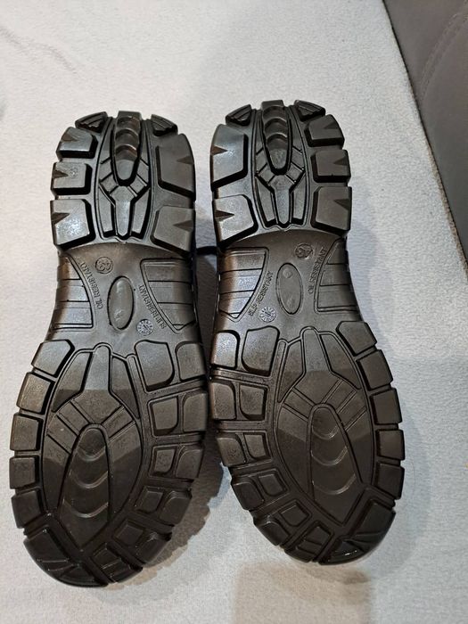 Работни обувки 42 номер
