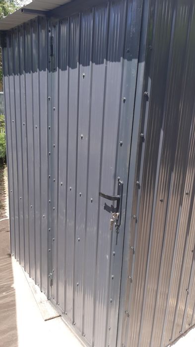 Chiosc paza baraca magazie ,schimb cu auto