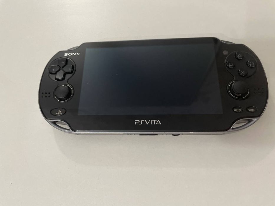 Продам ps vita прошитая