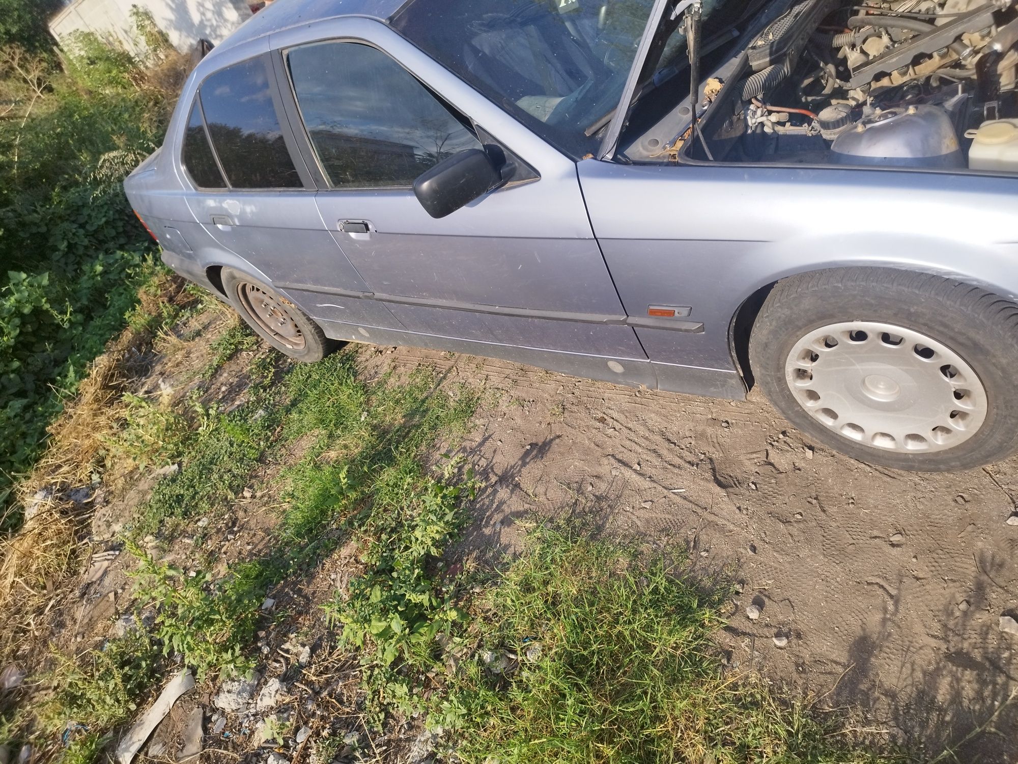 Bmw  e36 318i - НА ЧАСТИ